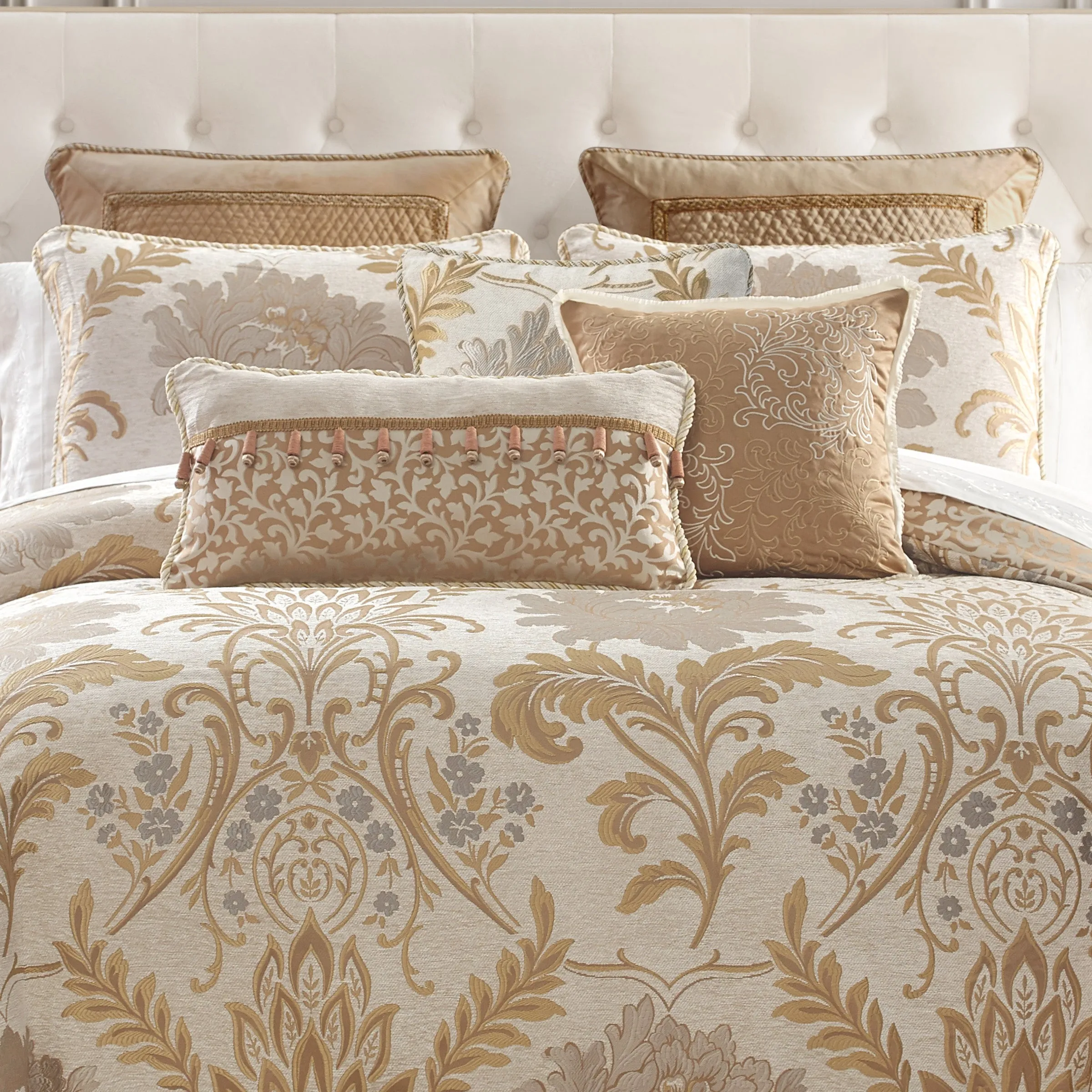 Ansonia 6 Piece Comforter Set