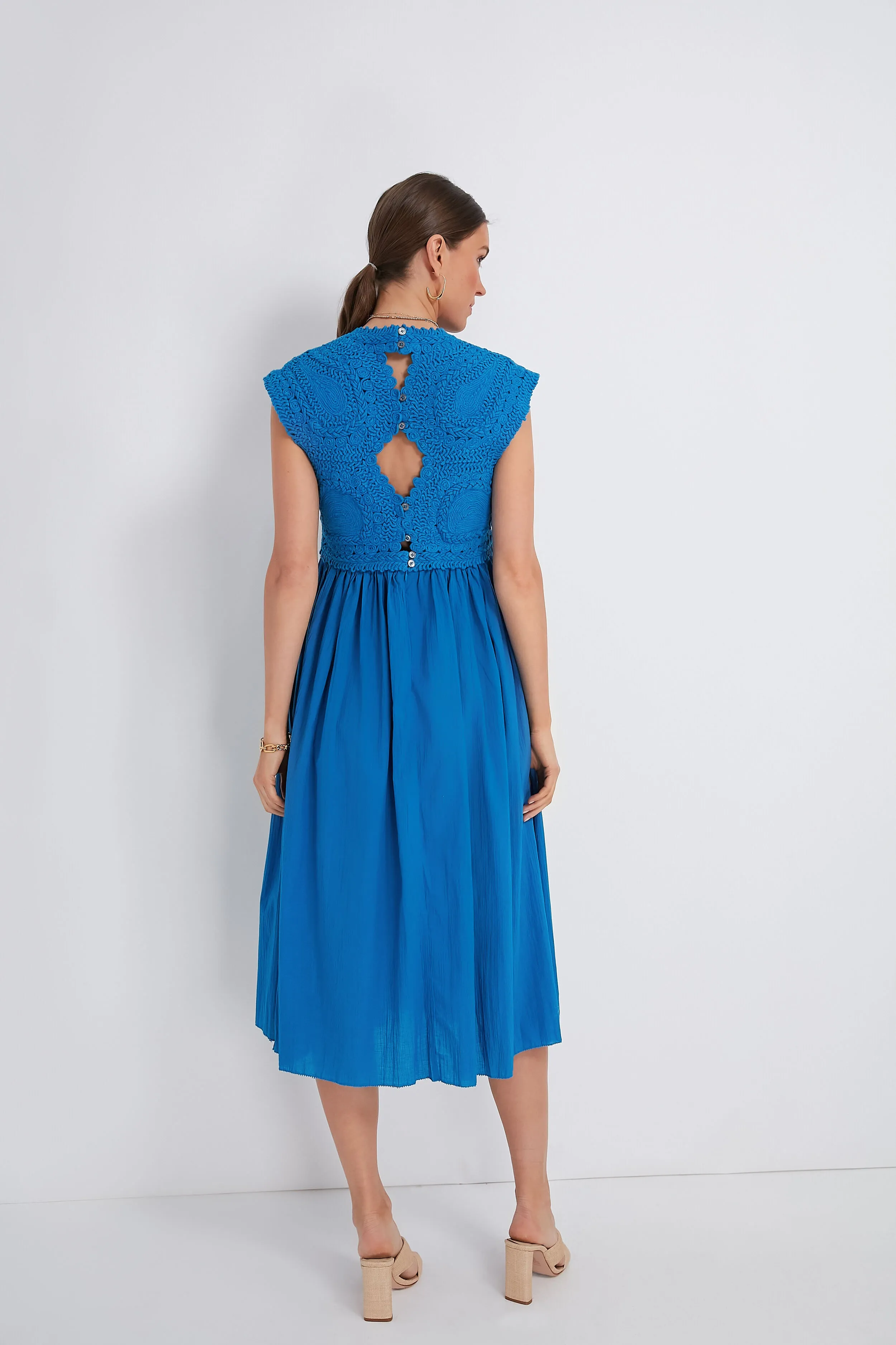 Aqua Camila Pleating Short Sleeve Dress