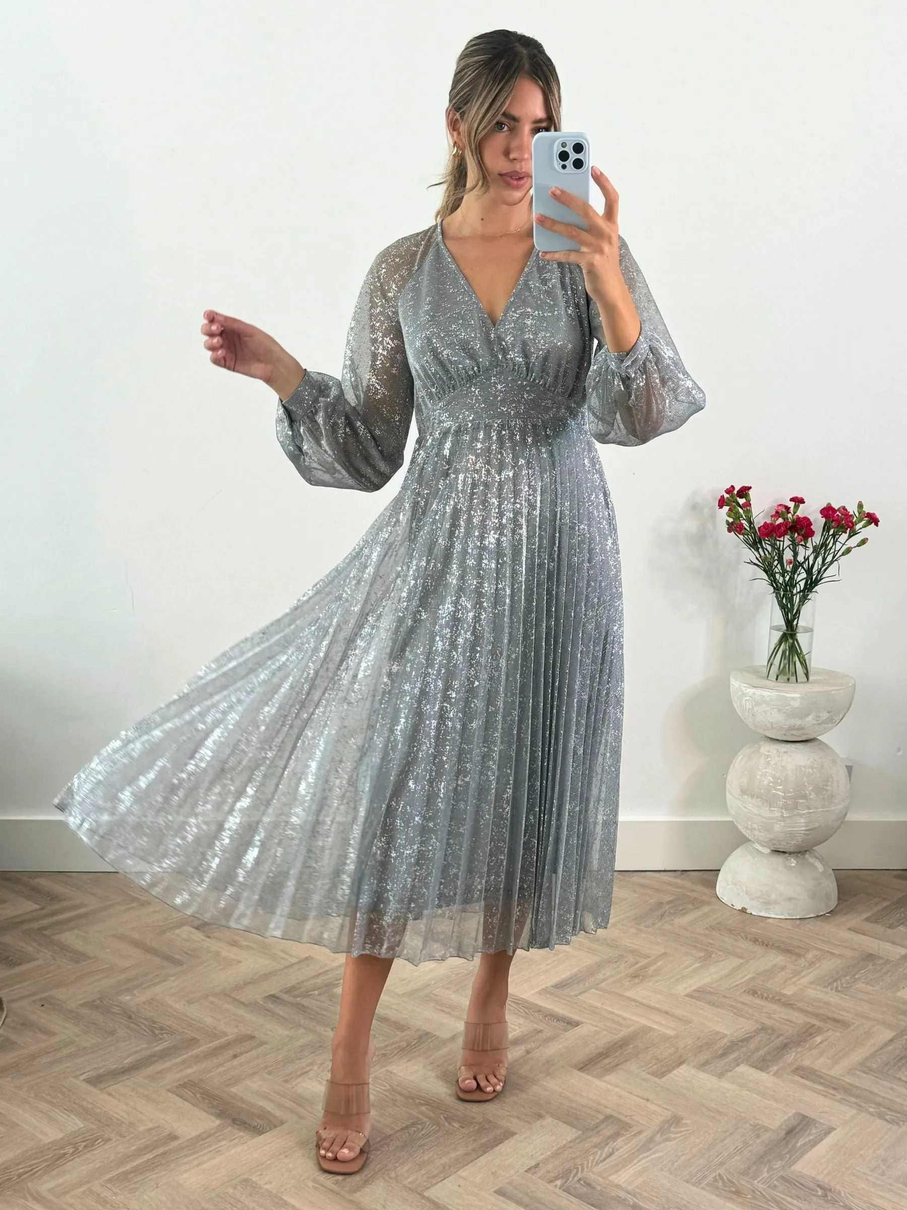 Dannica Pleated Balloon Sleeve Maxi Dress / Silver