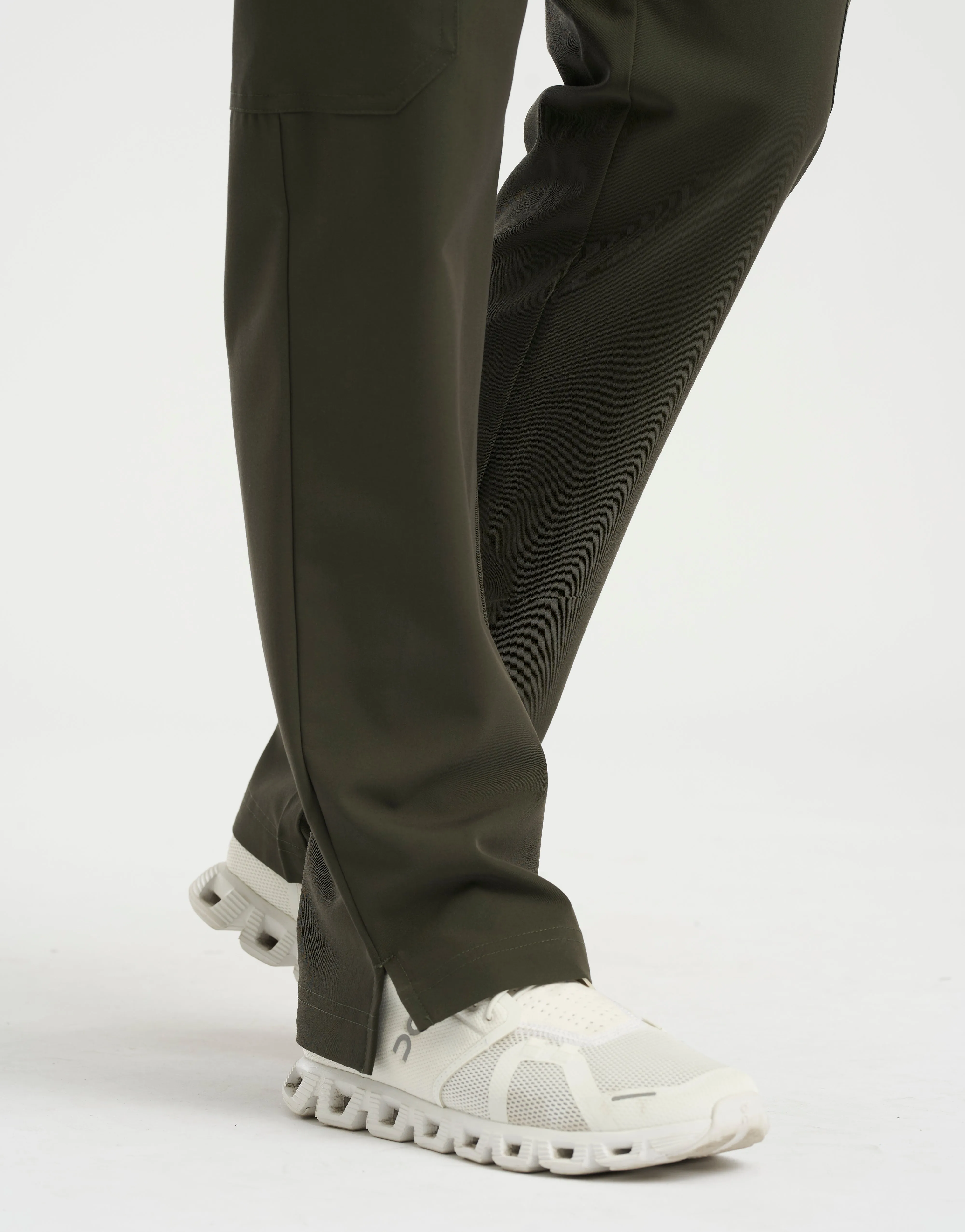 Essential Multi-Pocket Scrub Pants - Khaki Green