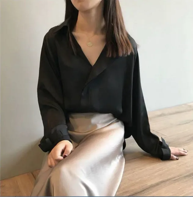 Silk satin v-neck chiffon shirt