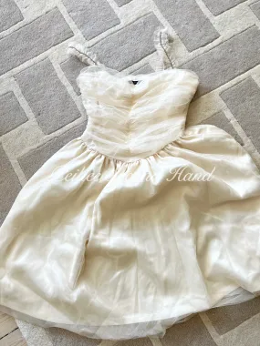 [Sweden Second Hand] Swan Kiss Holiday Dress