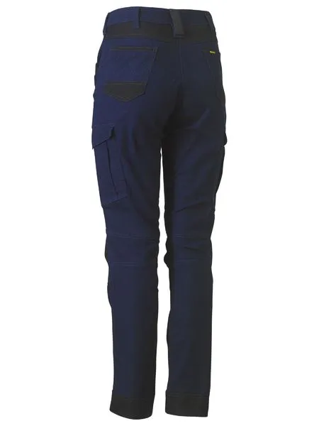 WOMEN'S FLX & MOVE™ CARGO PANTS BPL6044